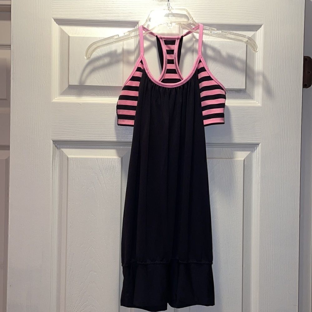 Lululemon No Limits Tank Top Black & Pink